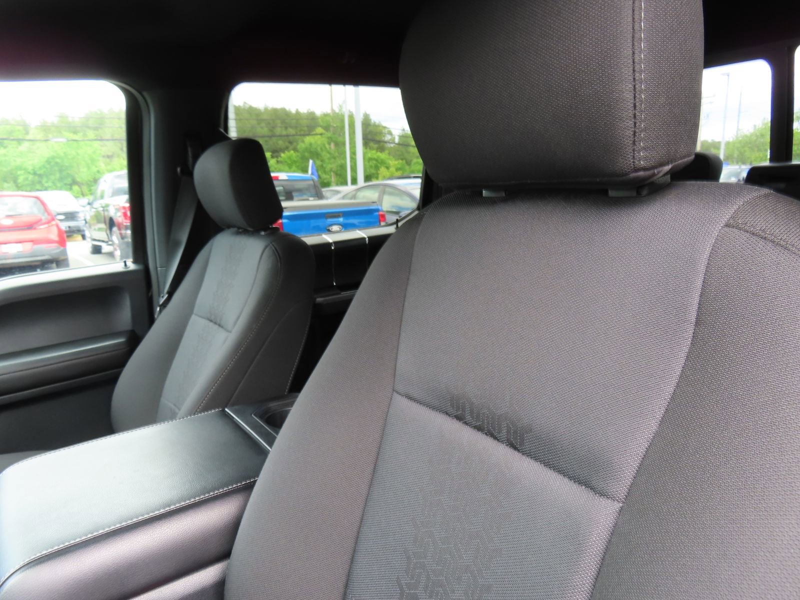Used 2020 Ford F150 XLT w/ Equipment Group 302A Luxury AWD/4WD image 30