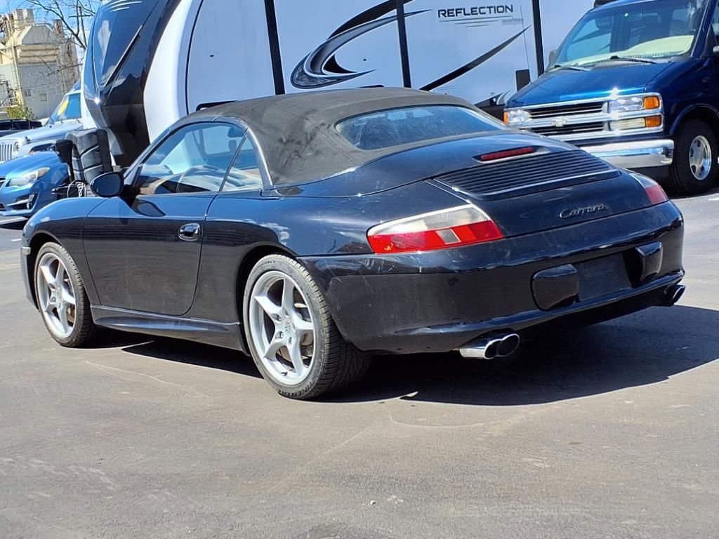 Used 2004 Porsche 911 Carrera 4S image 3