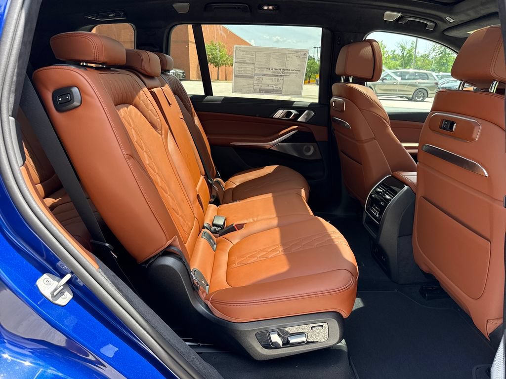 New 2027 BMW X7 M60i AWD/4WD image 29