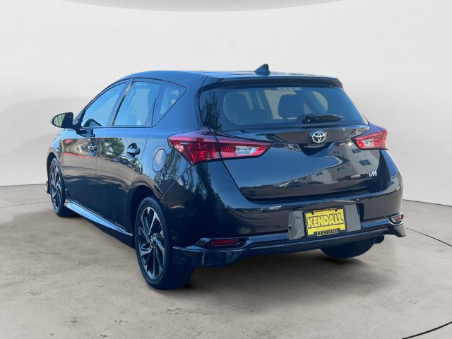 Used 2018 Toyota Corolla iM w/ All-Weather Mat Package FWD image 7