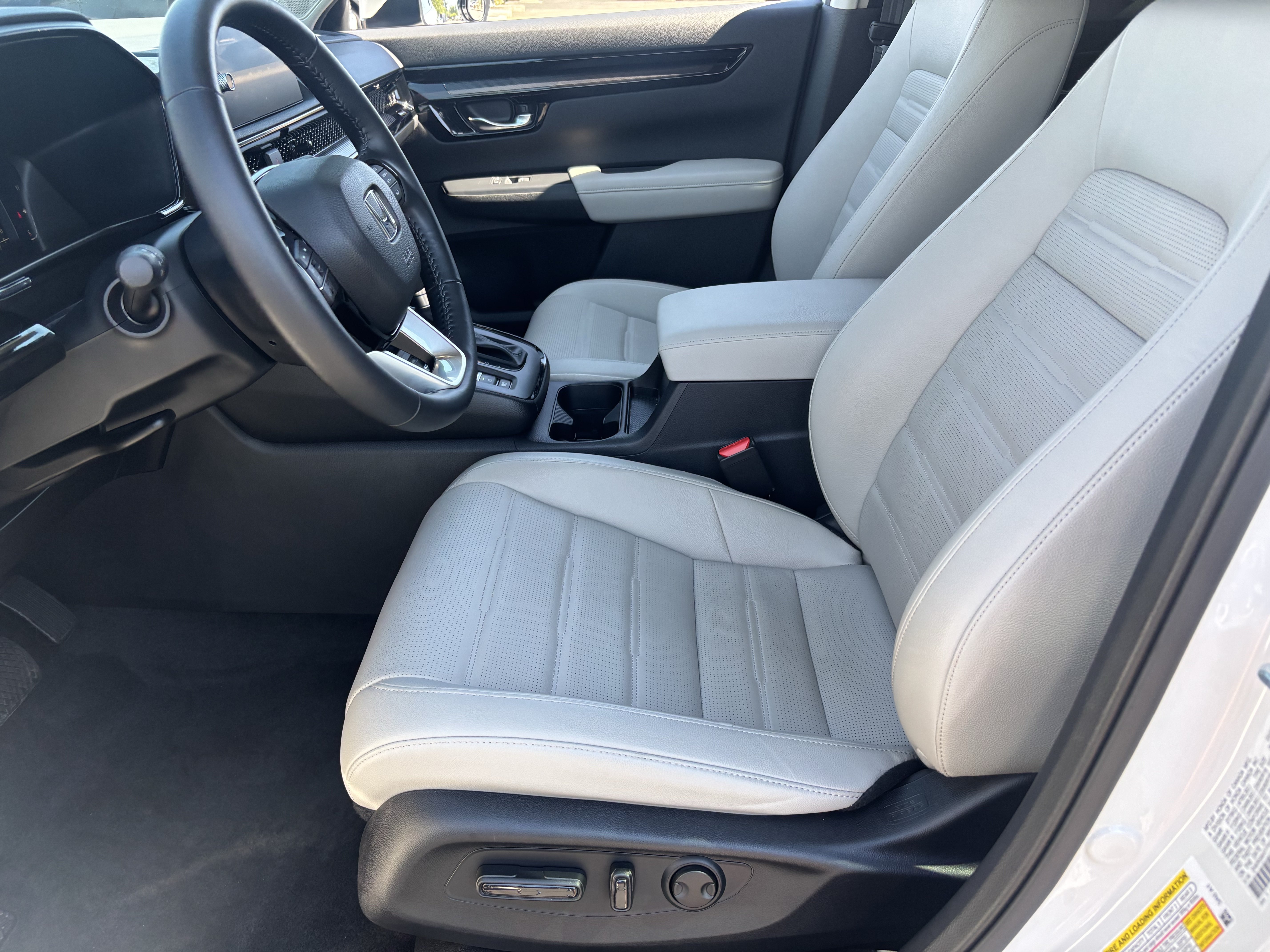 Used 2026 Honda CR-V EX-L image 18