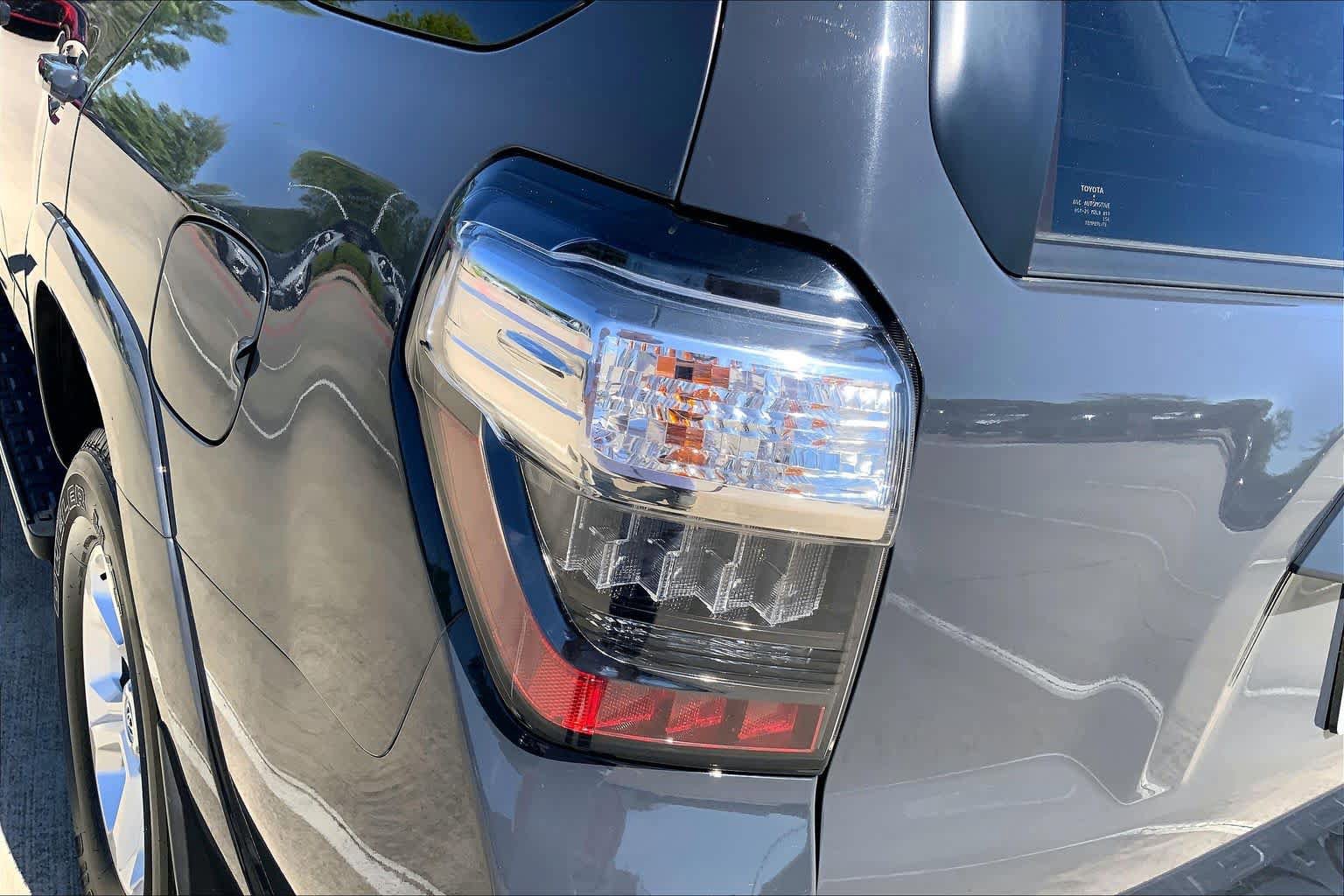 Used 2024 Toyota 4Runner SR5 Premium AWD/4WD image 27