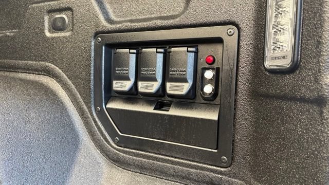 Used 2026 Chevrolet Silverado EV Trail Boss AWD/4WD image 4