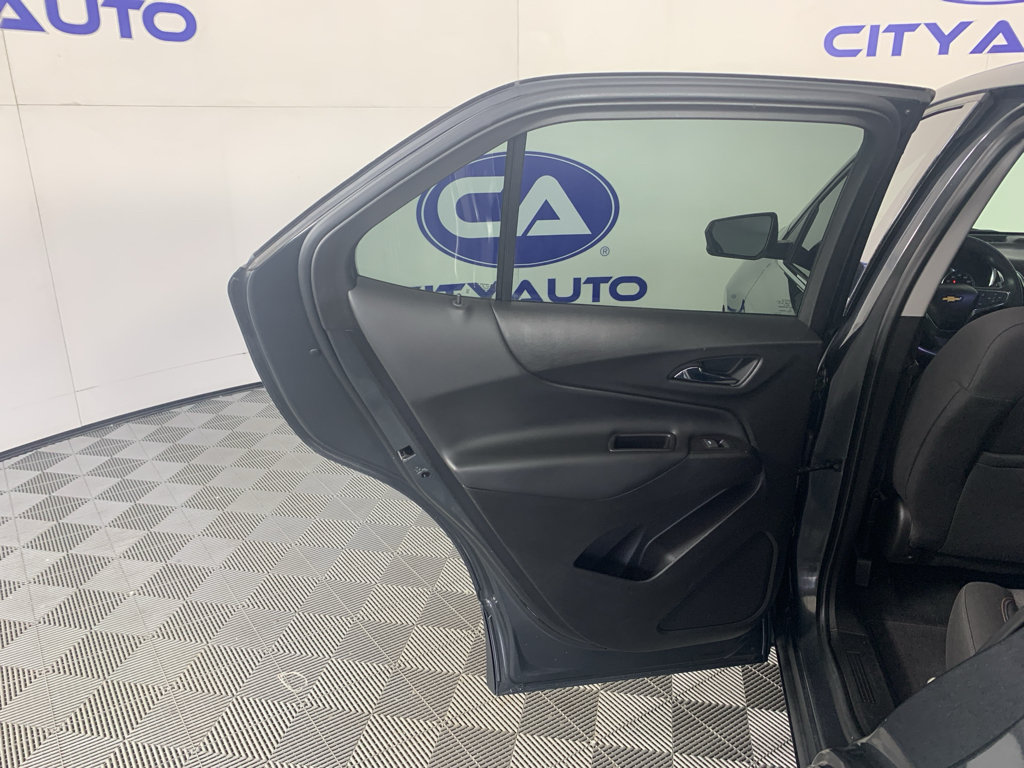 Used 2019 Chevrolet Equinox LT FWD image 29