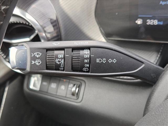 Used 2026 Chevrolet Equinox LT AWD/4WD image 16