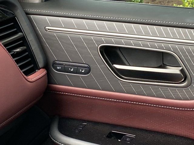 Used 2025 INFINITI QX80 Autograph w/ Autograph Exterior Package AWD/4WD image 41