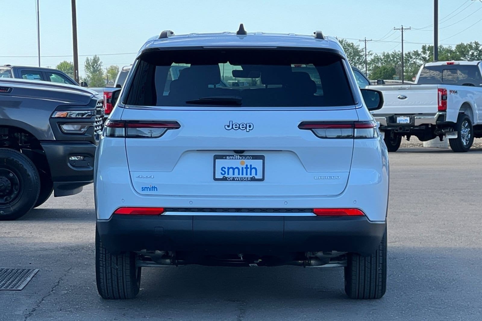 New 2025 Jeep Grand Cherokee L Laredo w/ Trailer Tow Package image 8