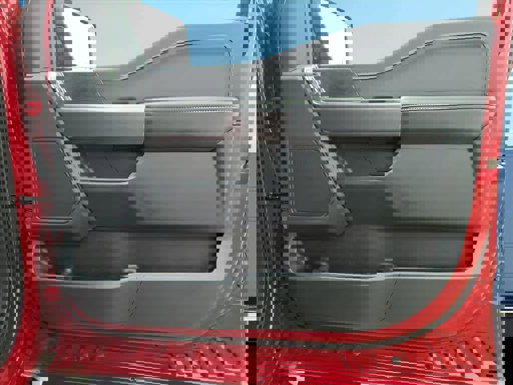 Certified 2022 Ford F150 XLT w/ Equipment Group 302A High image 7