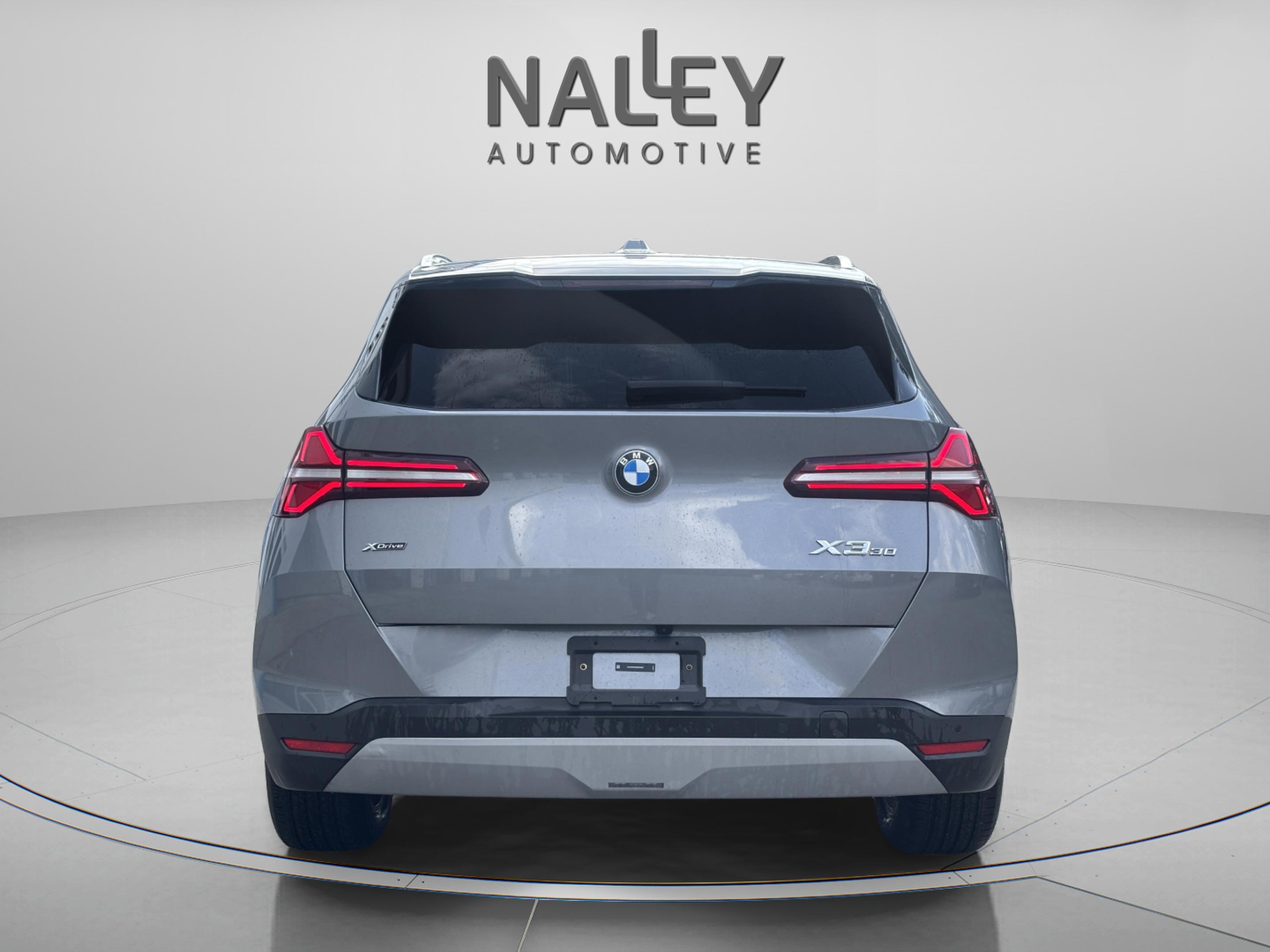 Used 2025 BMW X3 xDrive30i w/ Convenience Package image 4