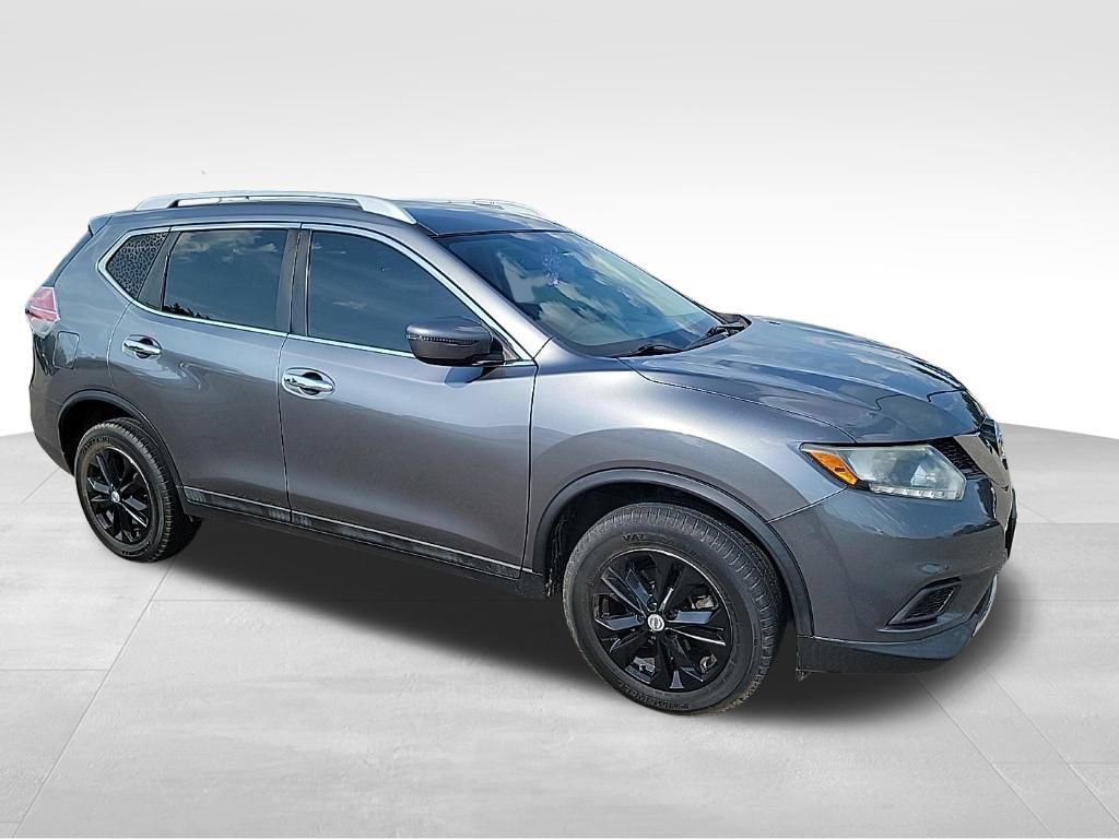 Used 2016 Nissan Rogue SV AWD/4WD image 3