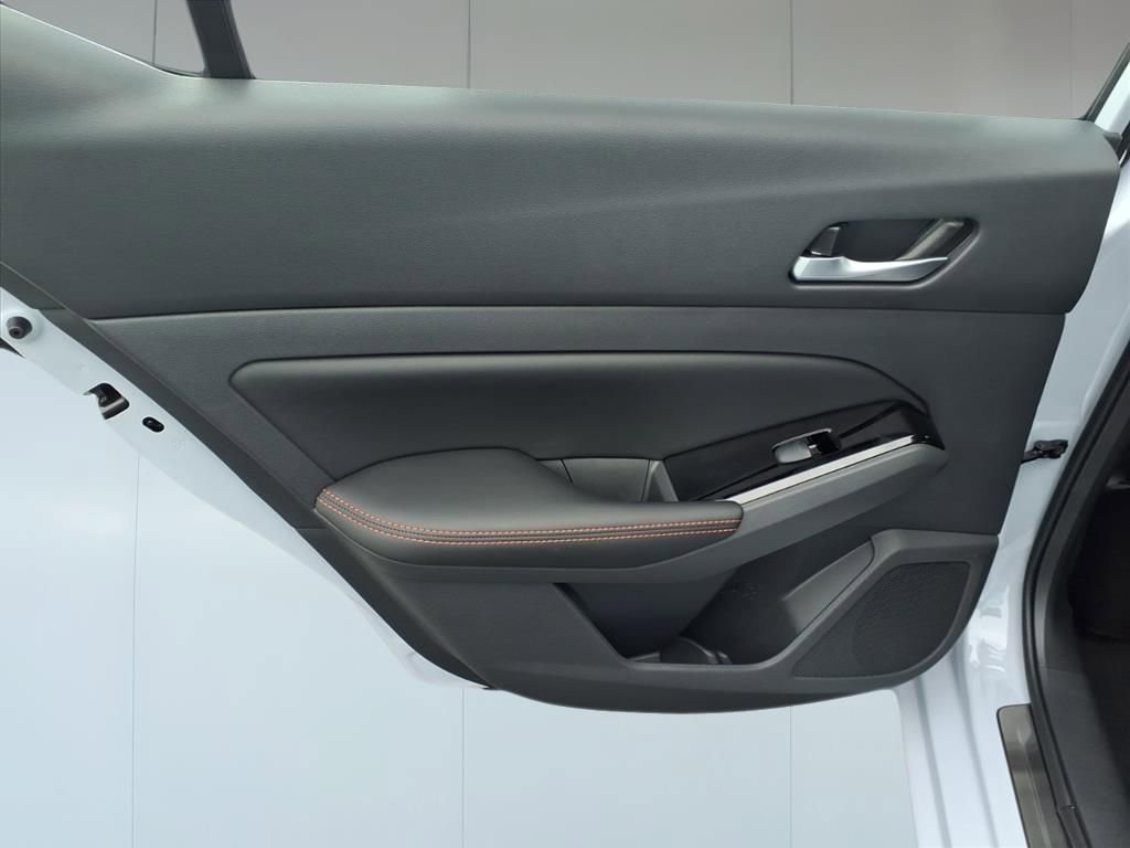 New 2025 Nissan Altima 2.5 SR image 23