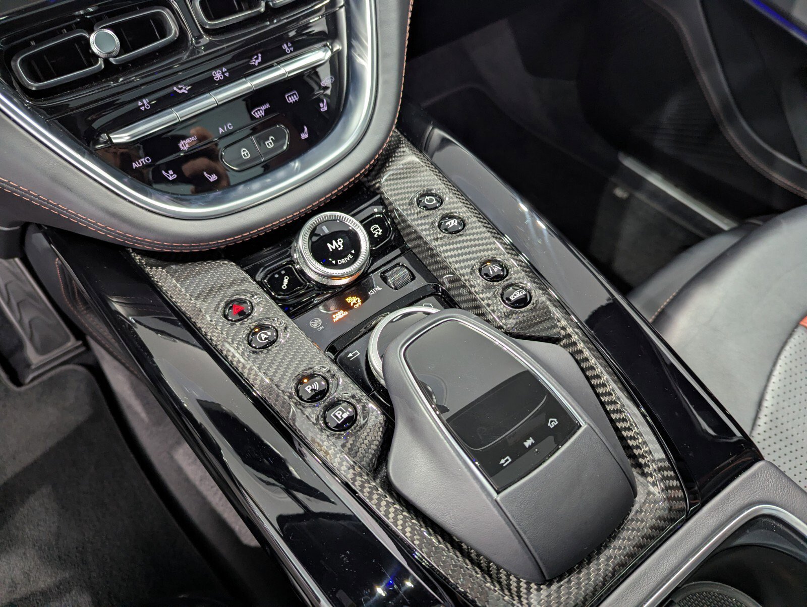 Used 2023 Aston Martin DBX 707 image 15