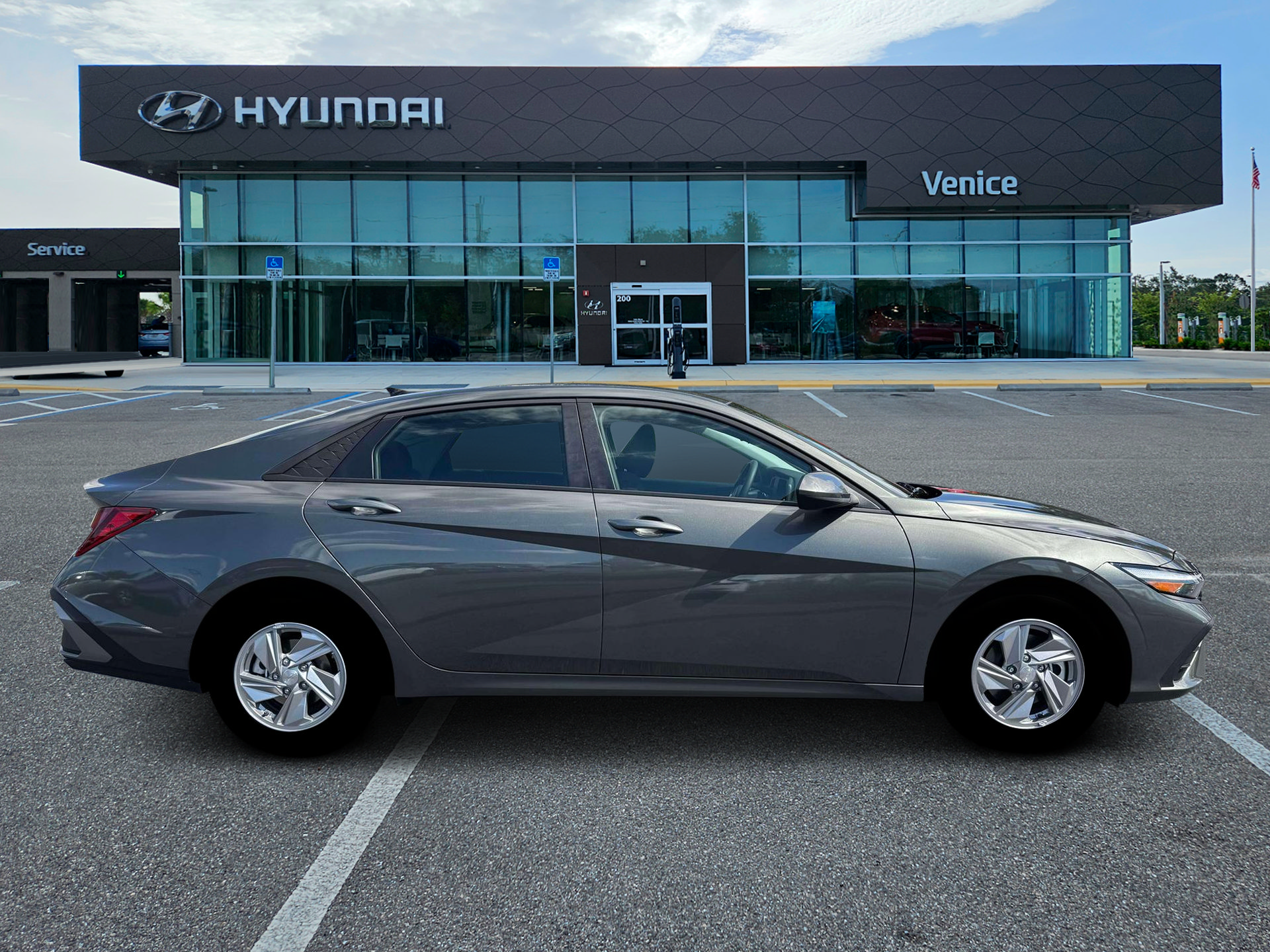 New 2026 Hyundai Elantra SE FWD image 9