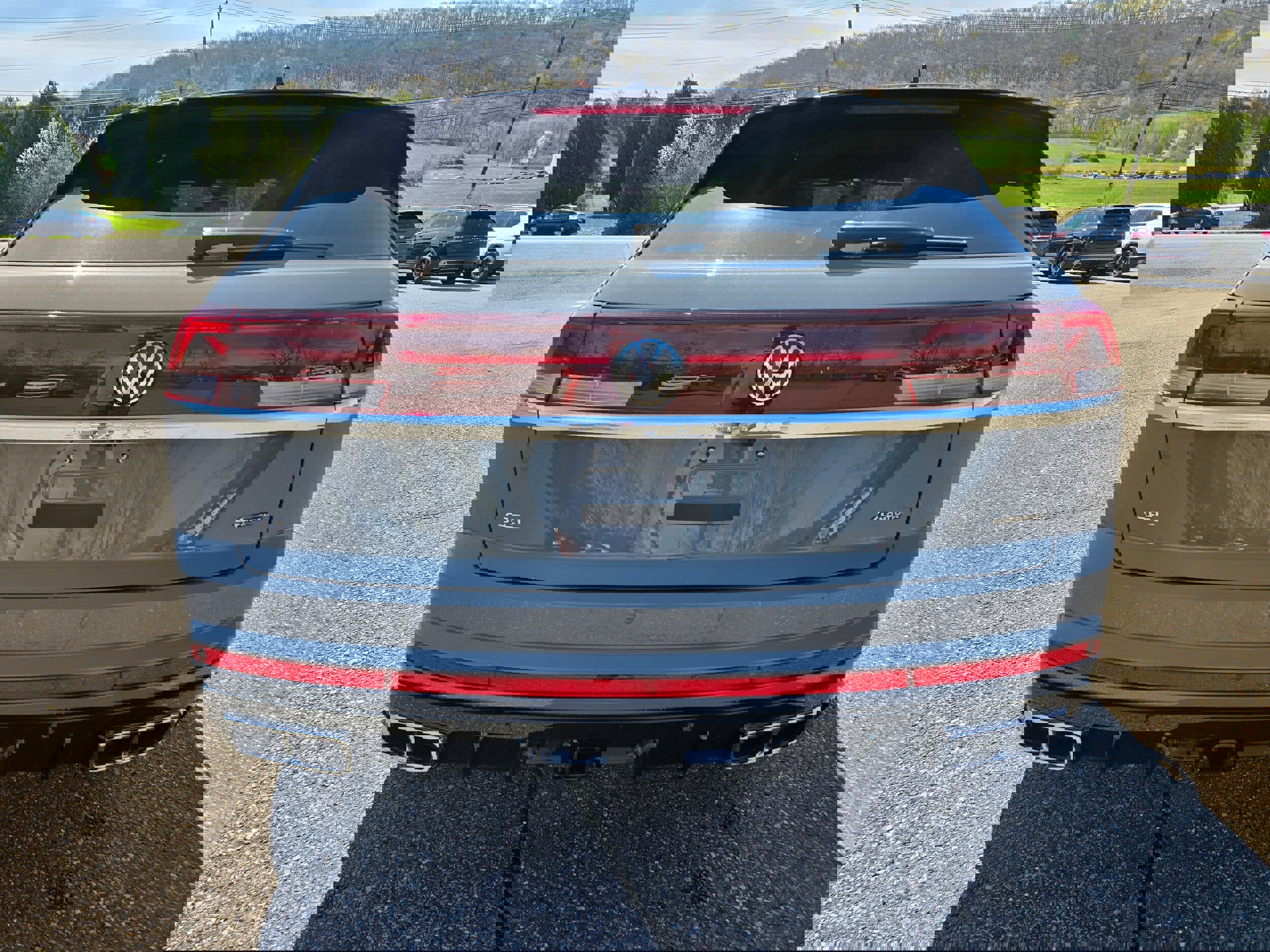 New 2026 Volkswagen Atlas Cross Sport SEL Premium R-Line image 6