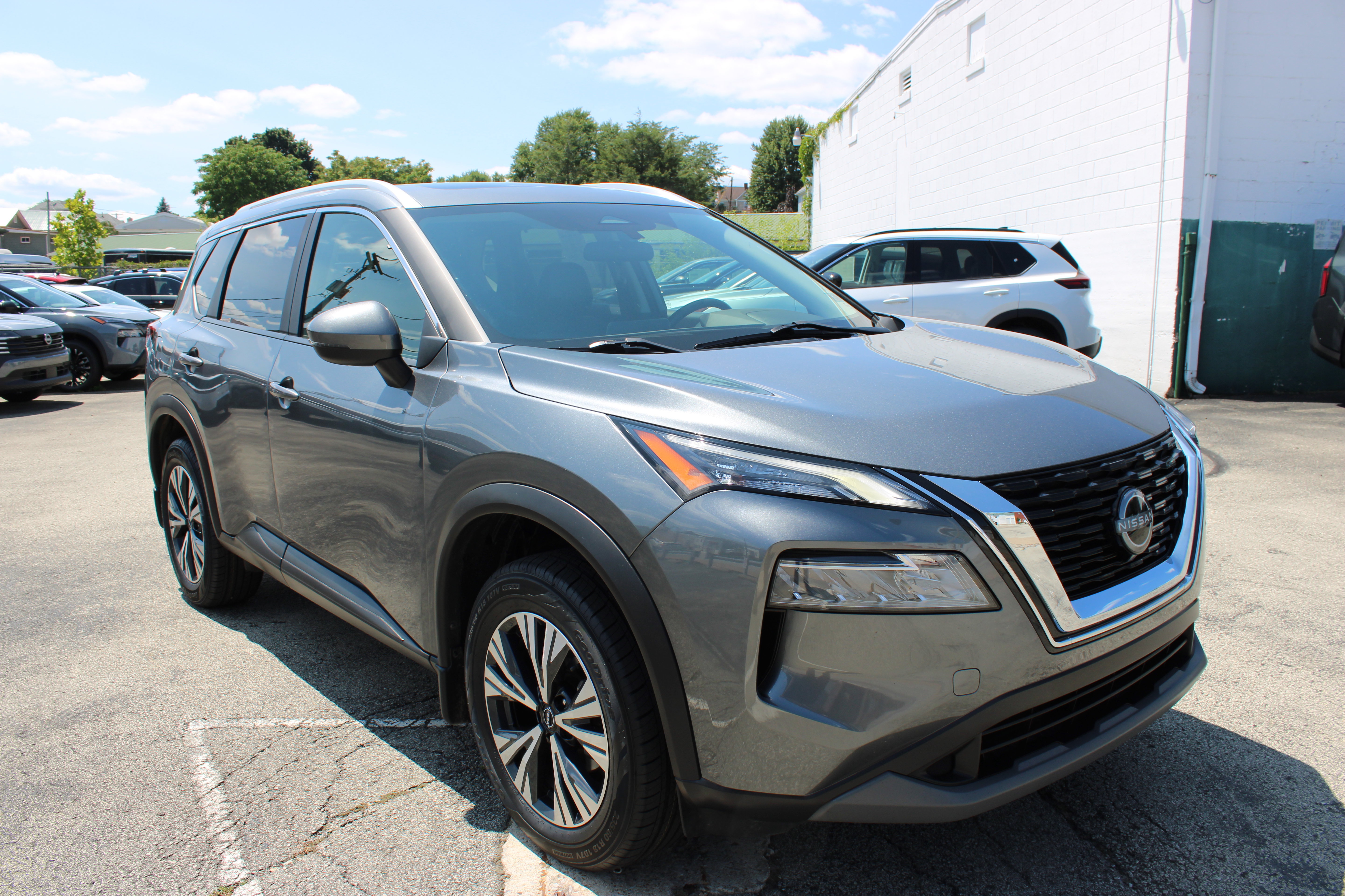 Certified 2023 Nissan Rogue SV w/ SV Premium Package AWD/4WD image 10