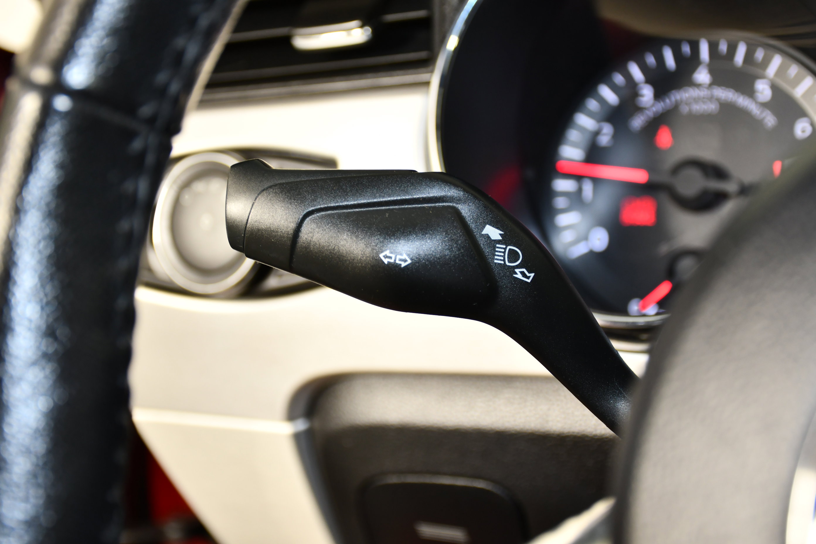 Used 2016 Ford Mustang Premium w/ Equipment Group 201A image 22