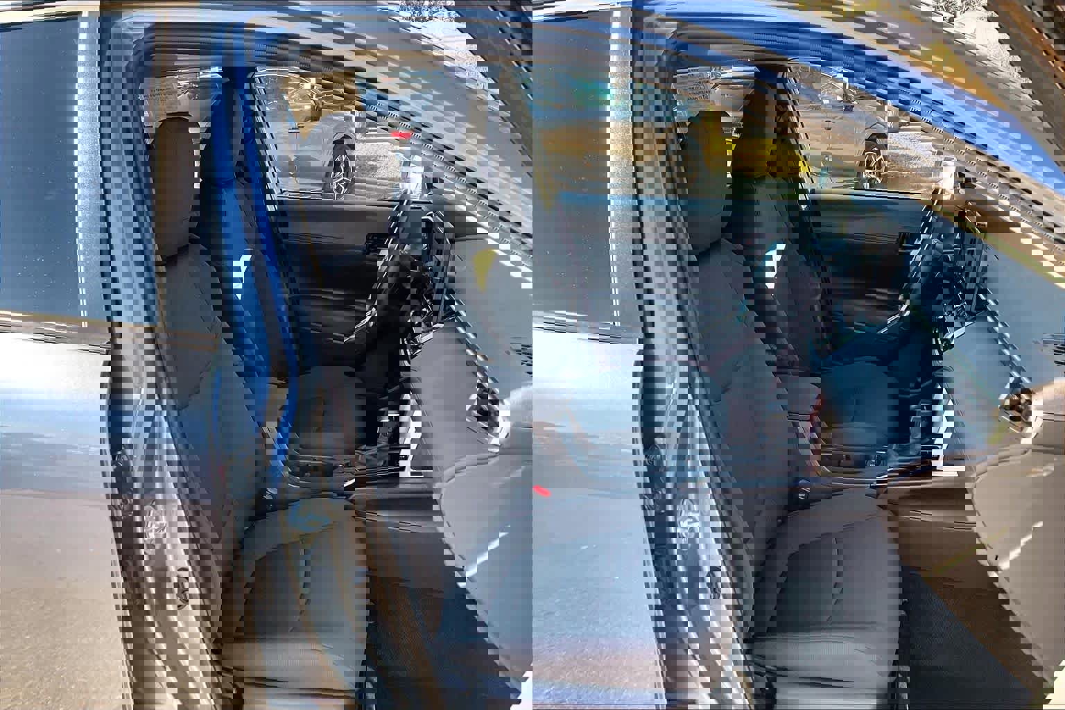 Certified 2023 Toyota Corolla Cross LE w/ Moonroof Package image 8