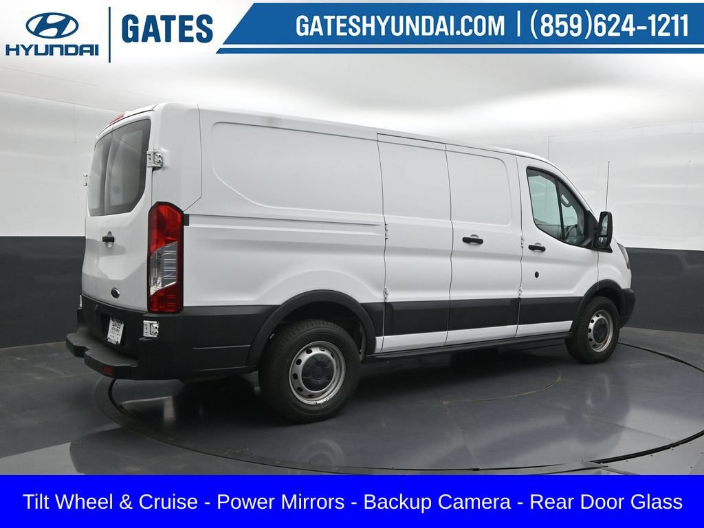 Used 2017 Ford Transit 150 130 Low Roof RWD image 2