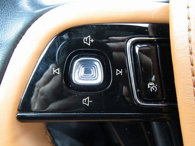 Used 2023 Lincoln Aviator Black Label w/ Dynamic Handling Package image 17