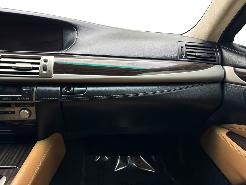 Used 2013 Lexus LS 460 L w/ Preferred Accessory Package image 57