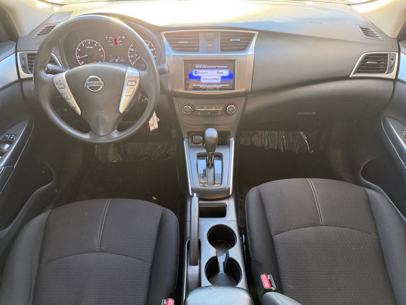 Used 2016 Nissan Sentra S image 10