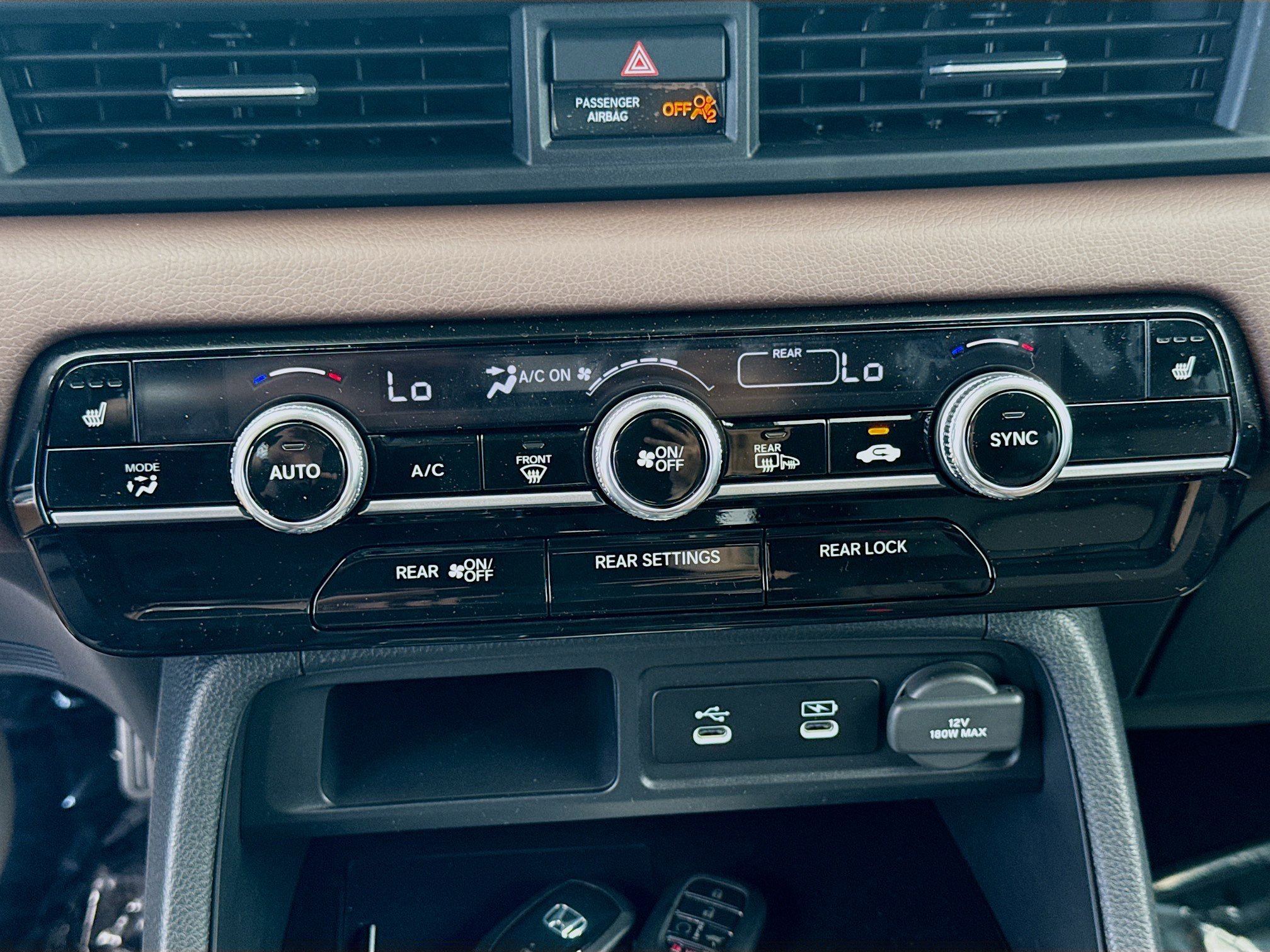 New 2026 Honda Pilot Touring image 14