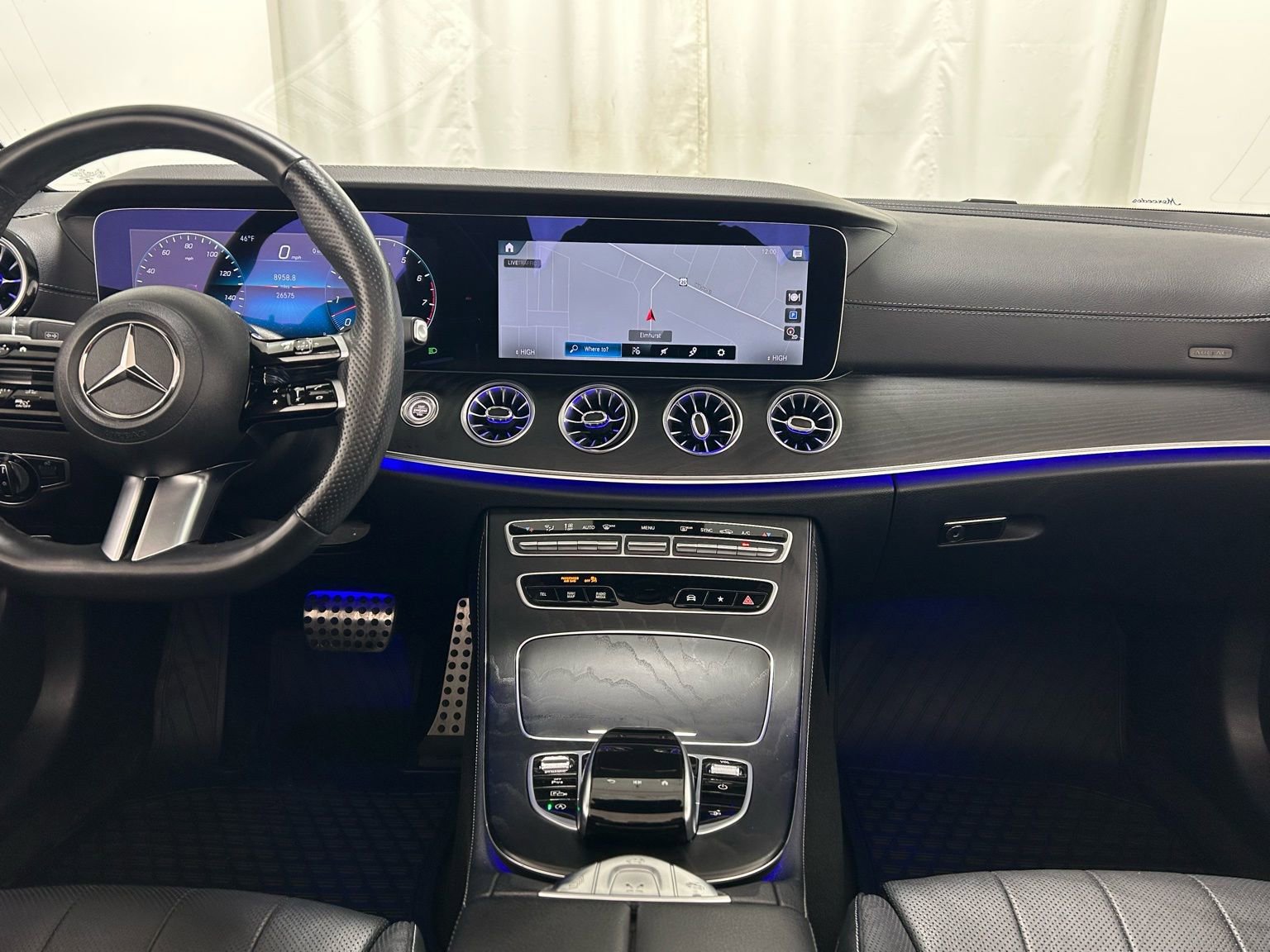 Used 2023 Mercedes-Benz E 450 4MATIC Cabriolet image 11