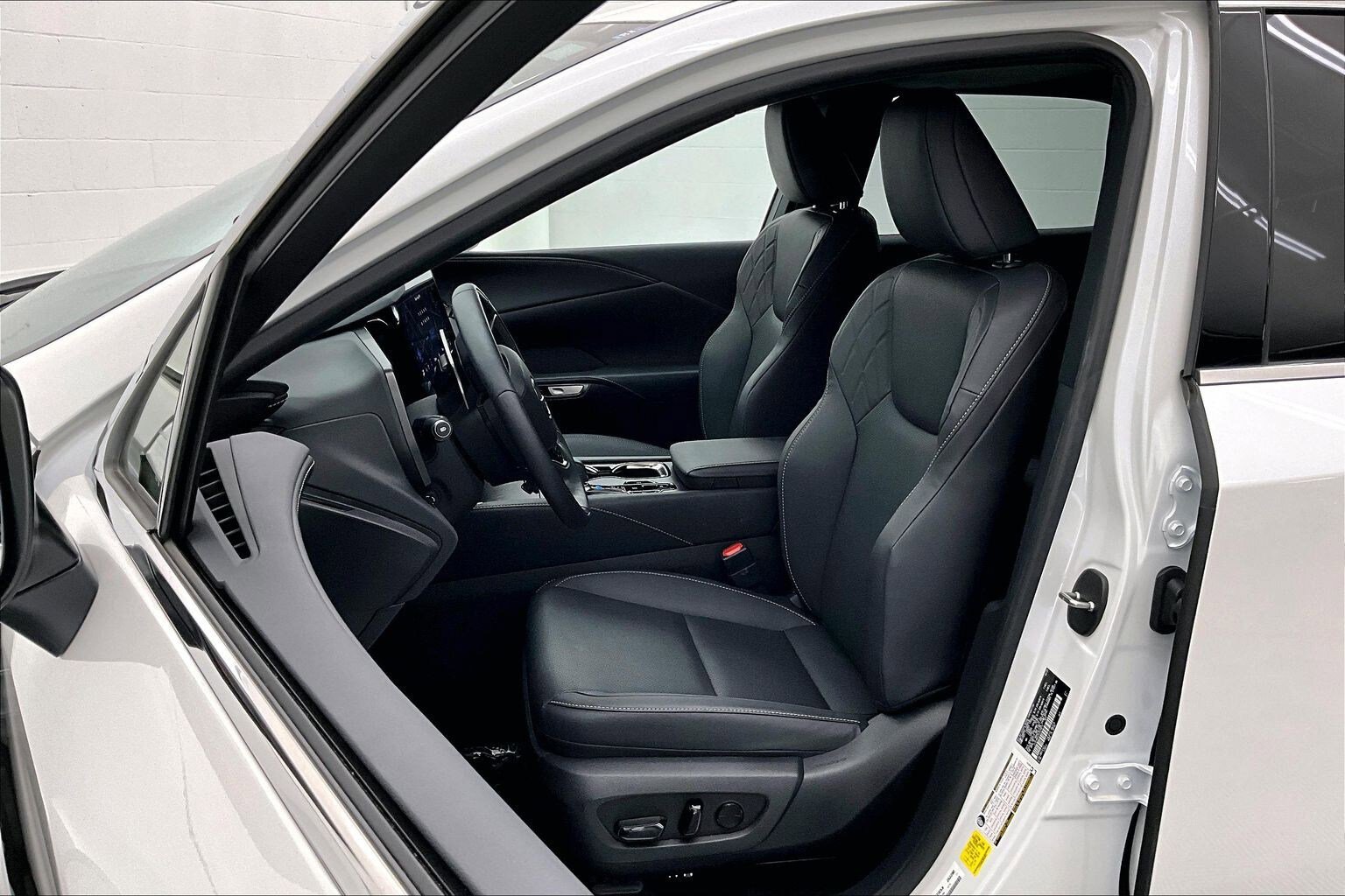 Used 2025 Lexus RX 350 Premium FWD image 16