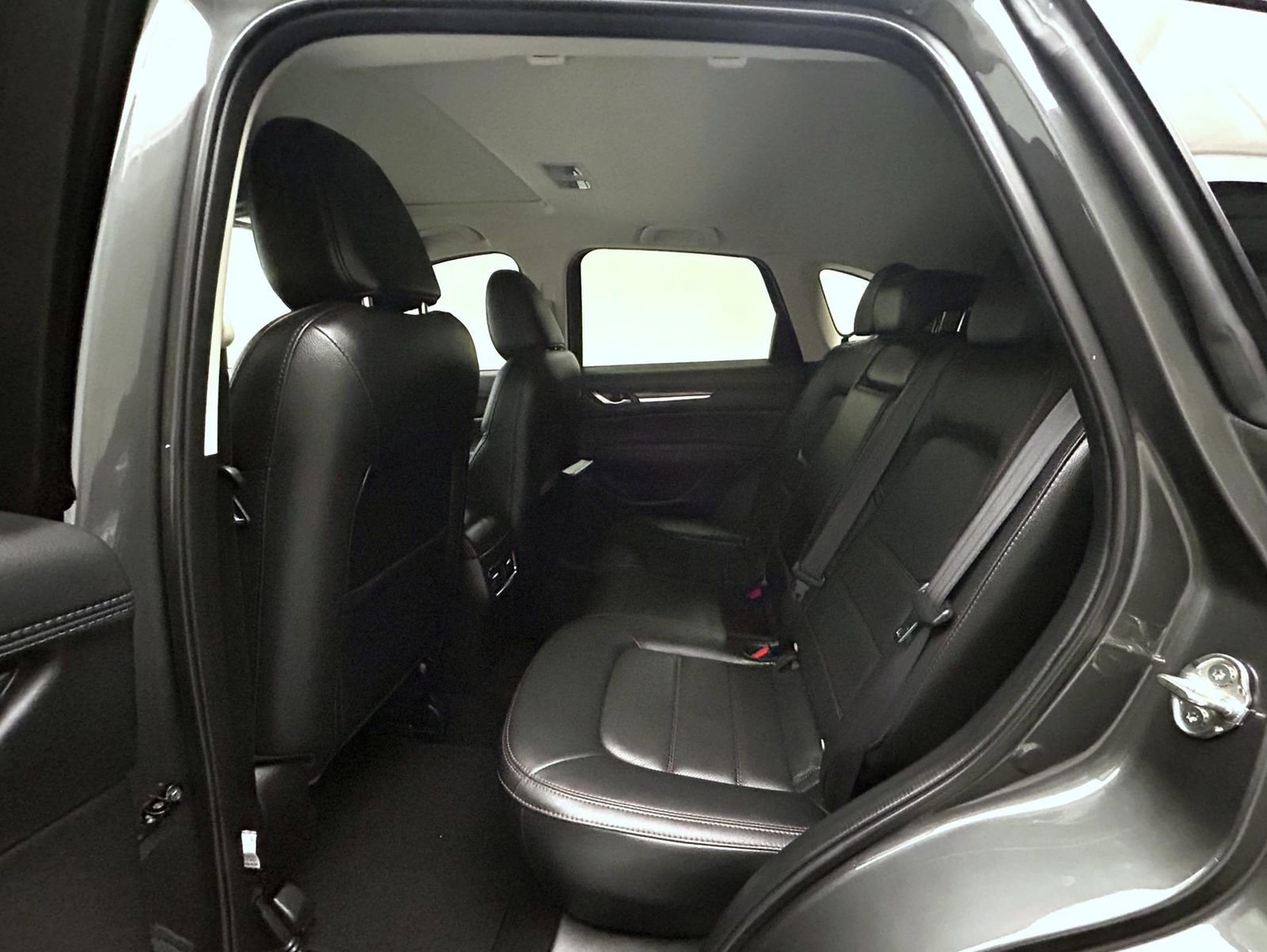 Used 2022 MAZDA CX-5 AWD 2.5 S w/ Premium Package image 19