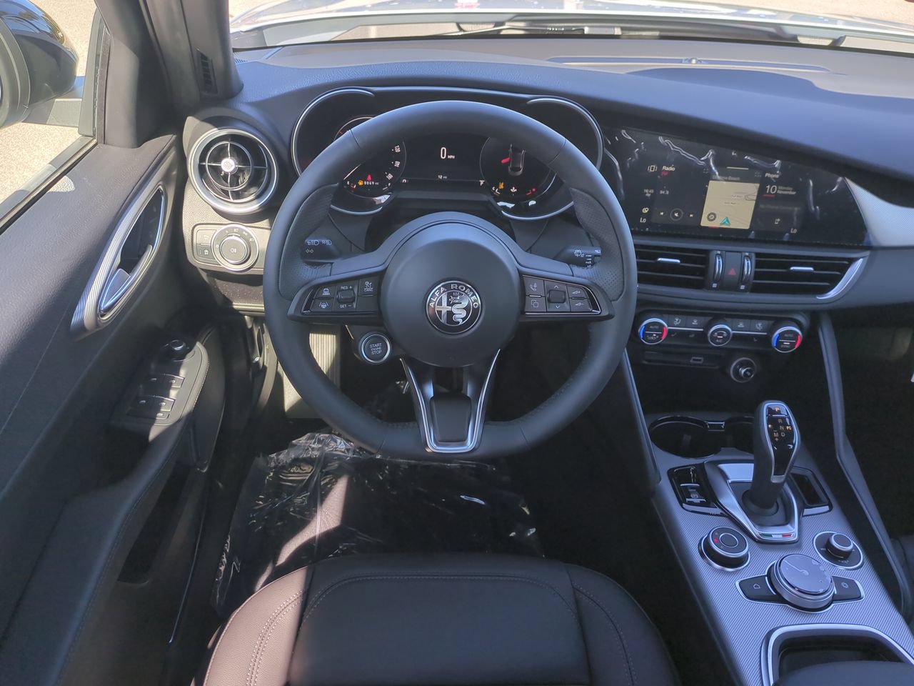 New 2025 Alfa Romeo Giulia w/ Driving Assist Package RWD image 14