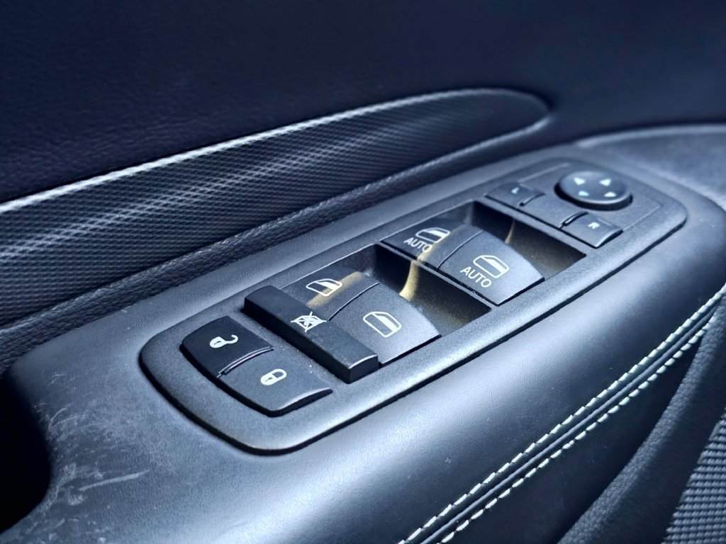 Used 2022 Dodge Durango SRT w/ Black Package AWD/4WD image 30