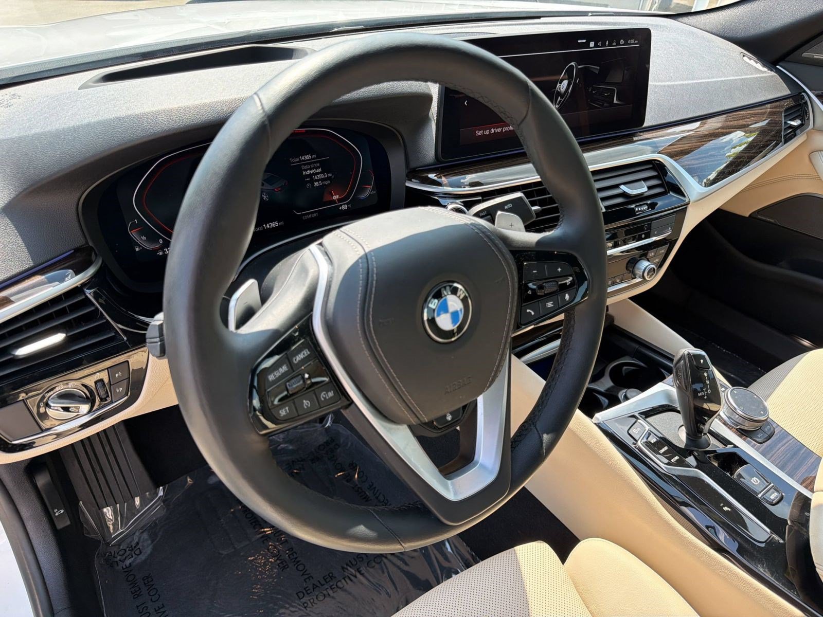 Certified 2023 BMW 530i w/ Premium Package RWD image 28