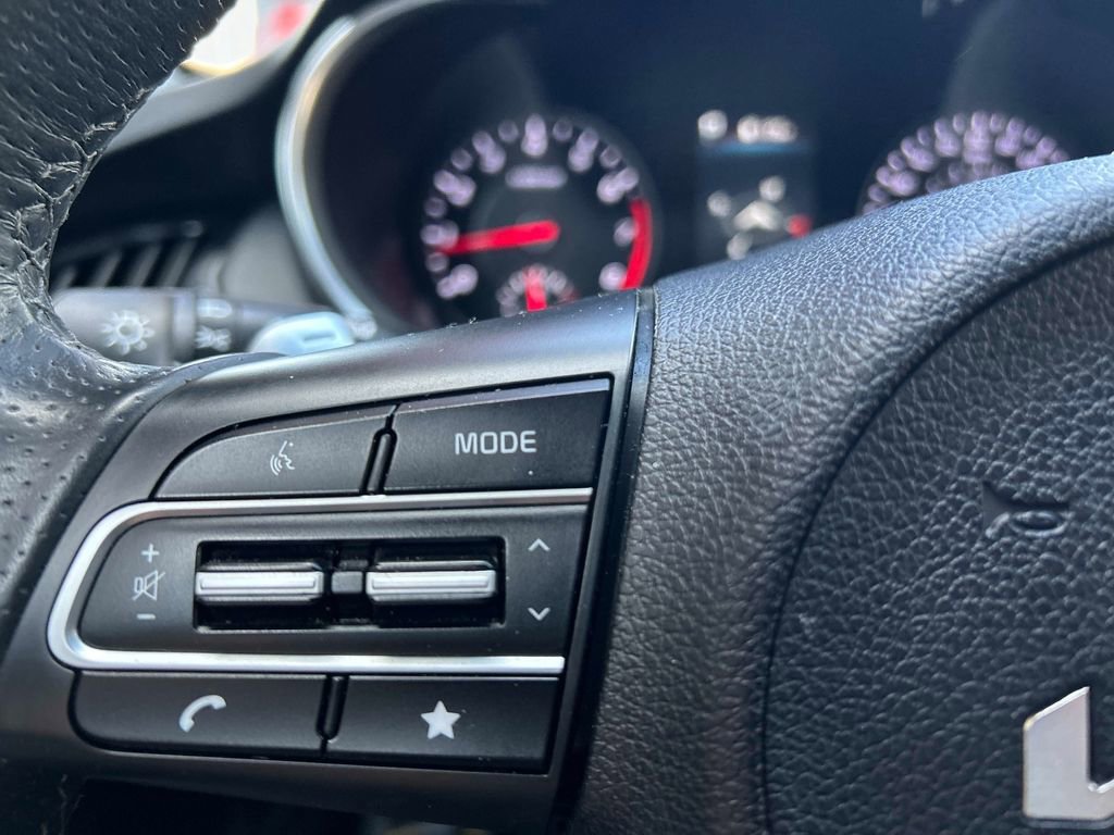 Used 2023 Kia Stinger GT-Line RWD image 22