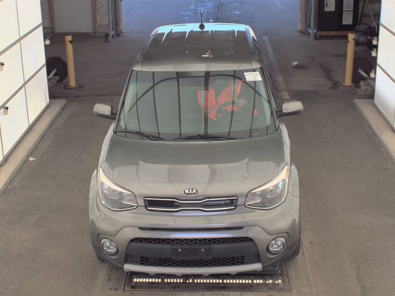 Used 2019 Kia Soul + image 2