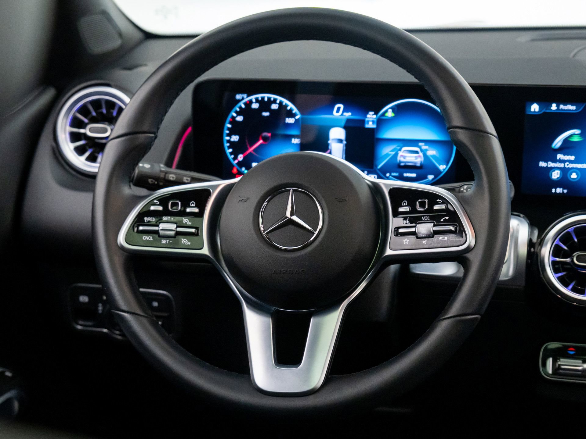 Certified 2023 Mercedes-Benz EQB 300 4MATIC image 12