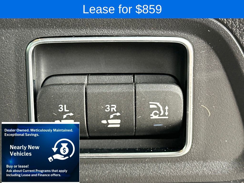 Used 2025 Mercedes-Benz GLS 450 4MATIC image 35