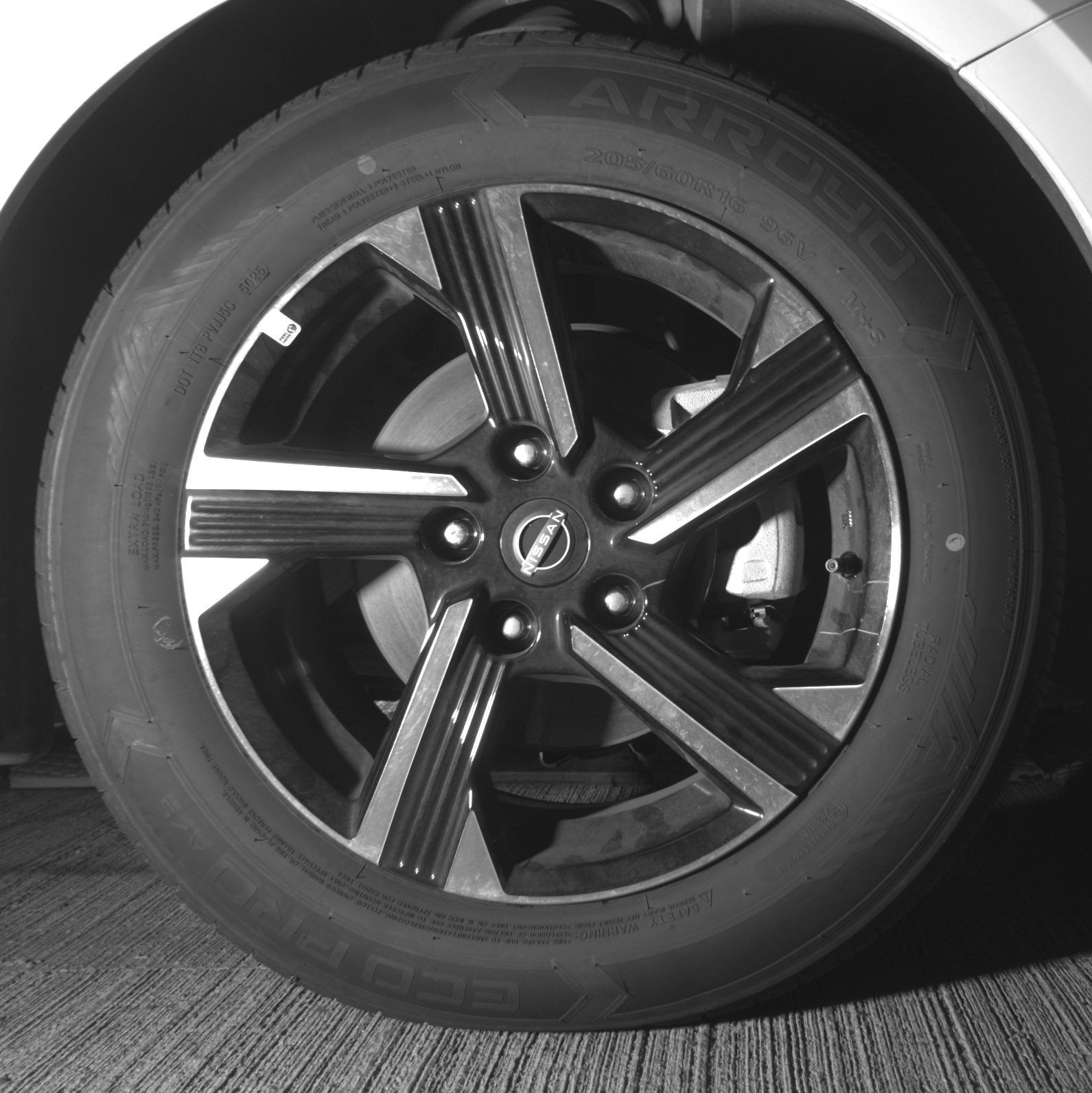 Used 2025 Nissan Sentra SV image 13