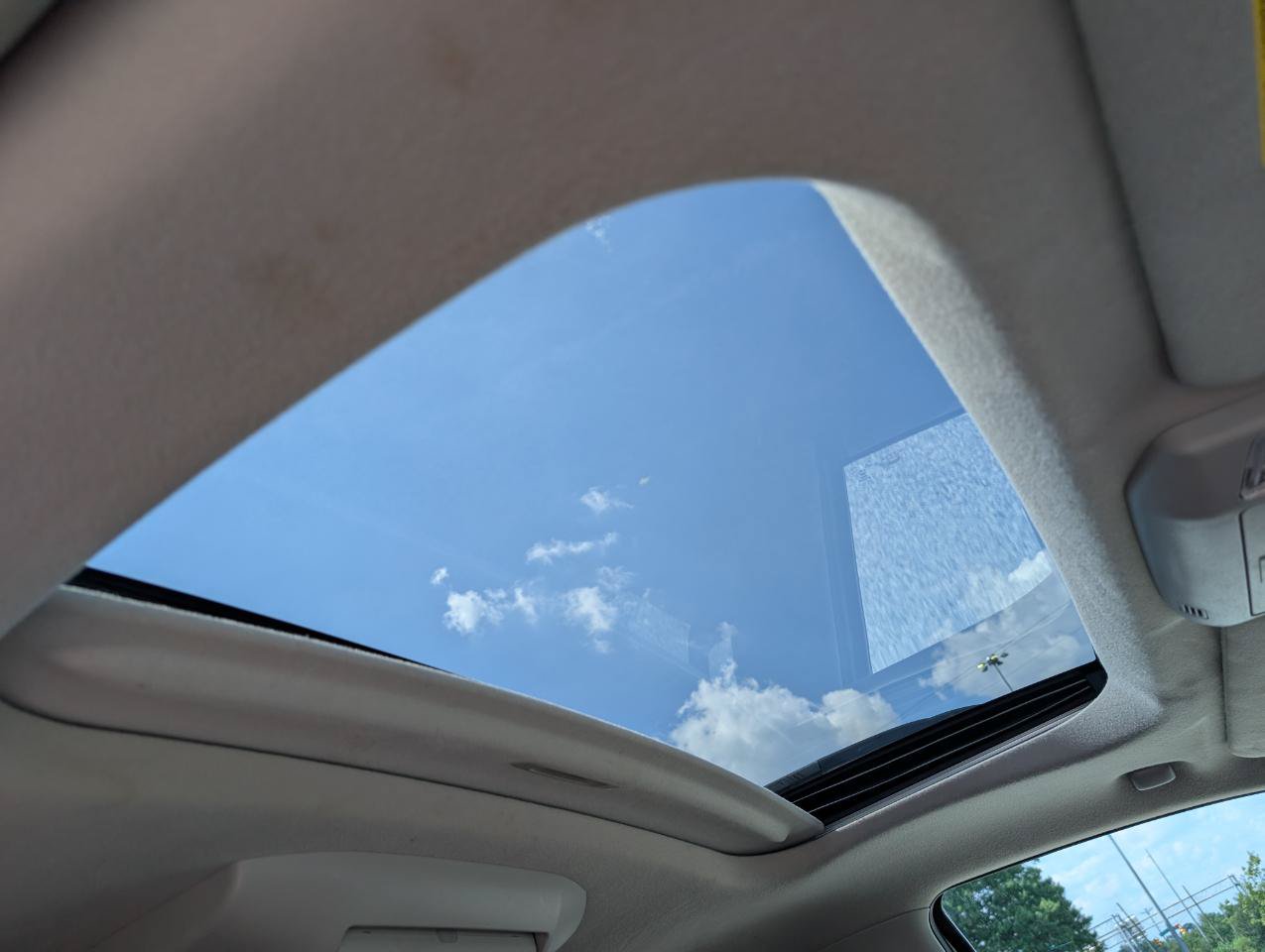Used 2013 Toyota Sequoia Platinum RWD image 27