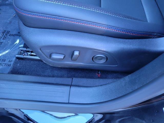 New 2025 Chevrolet Equinox EV RS image 18