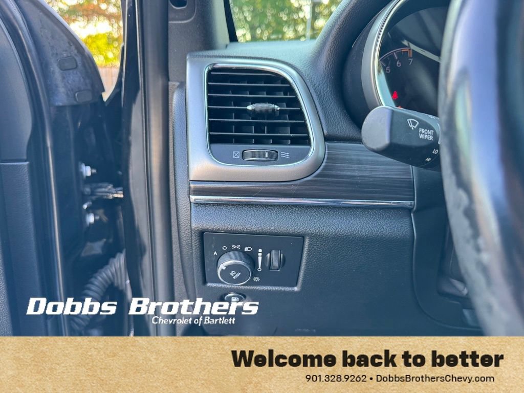 Used 2022 Jeep Grand Cherokee Limited AWD/4WD image 16