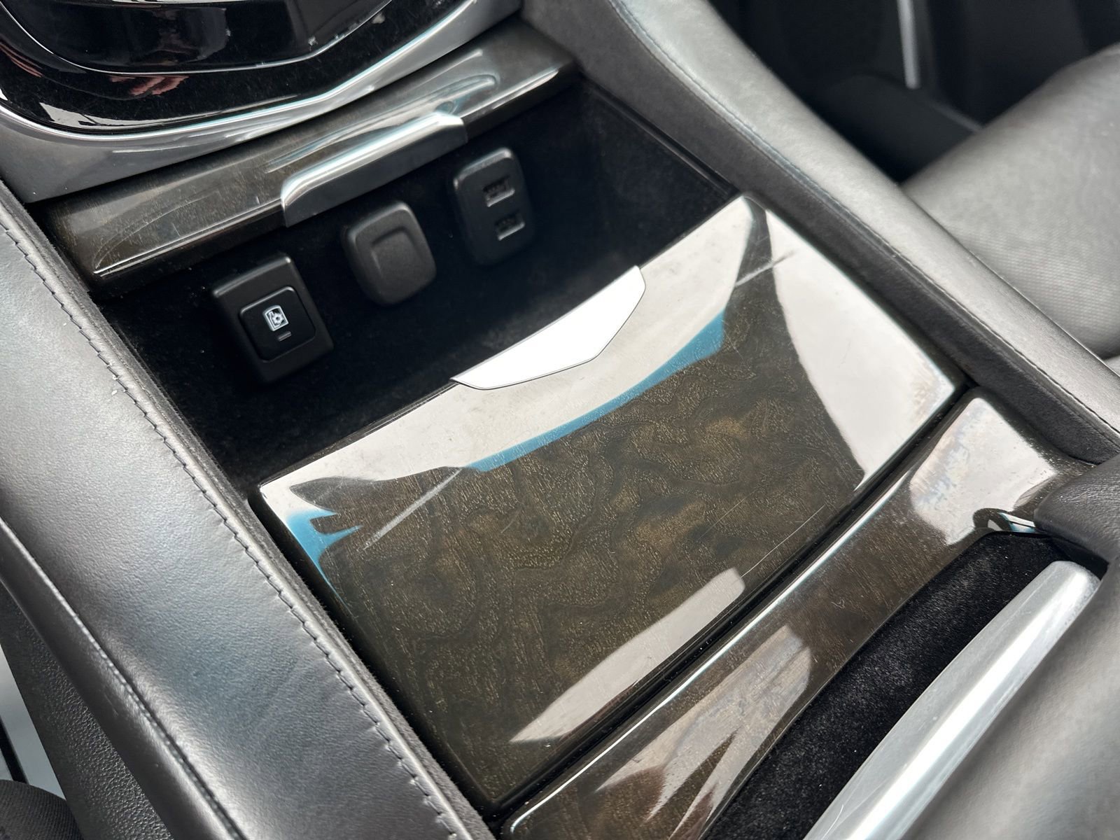 Used 2020 Cadillac Escalade ESV Platinum AWD/4WD image 61