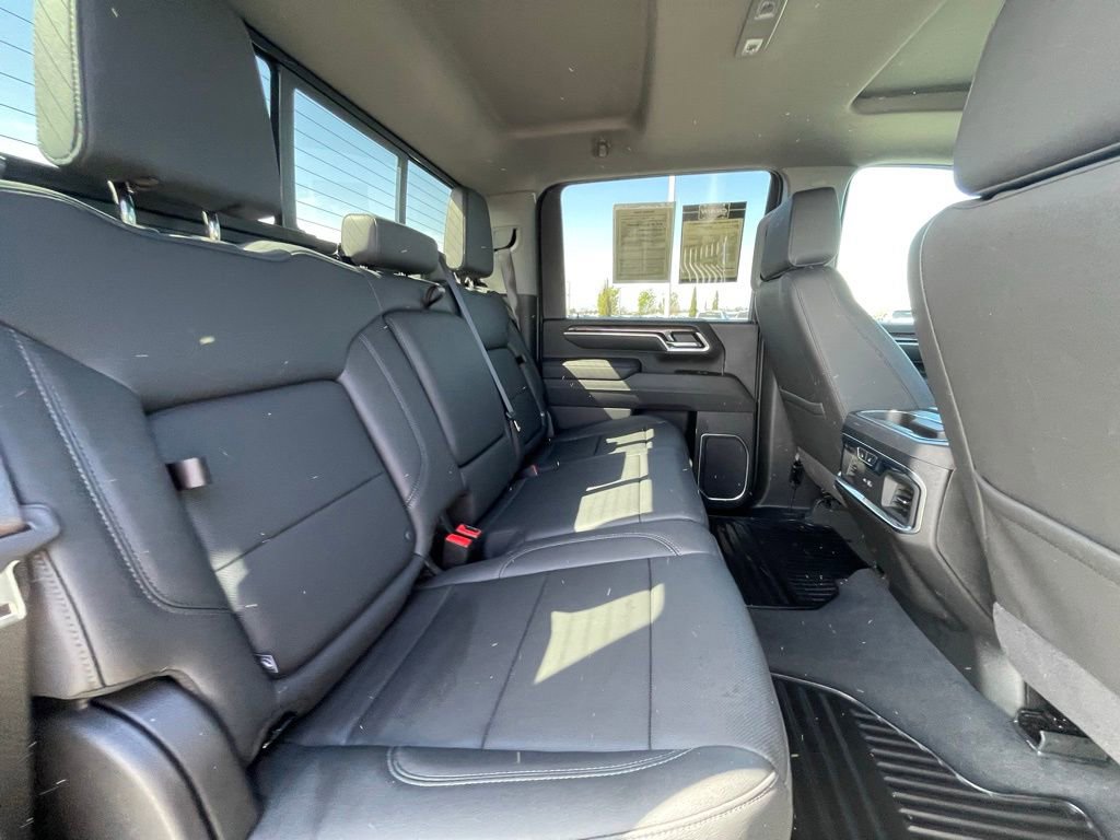 Used 2024 Chevrolet Silverado 2500 LTZ w/ LTZ Plus Package image 27