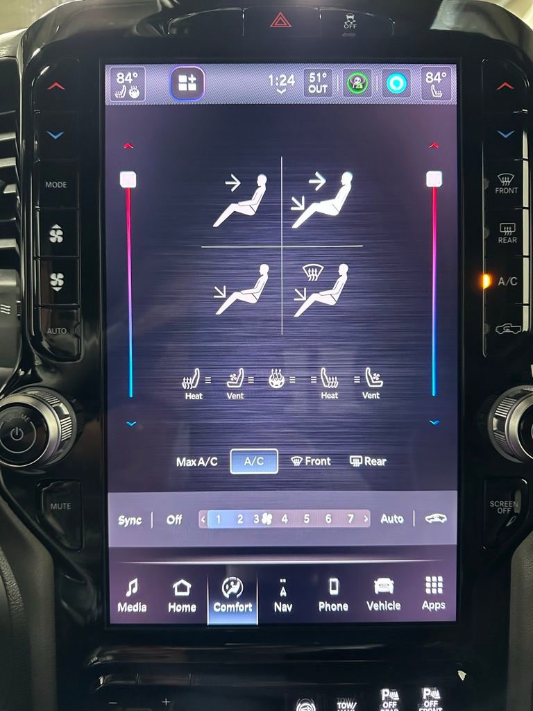 Used 2026 RAM 2500 Laramie image 28