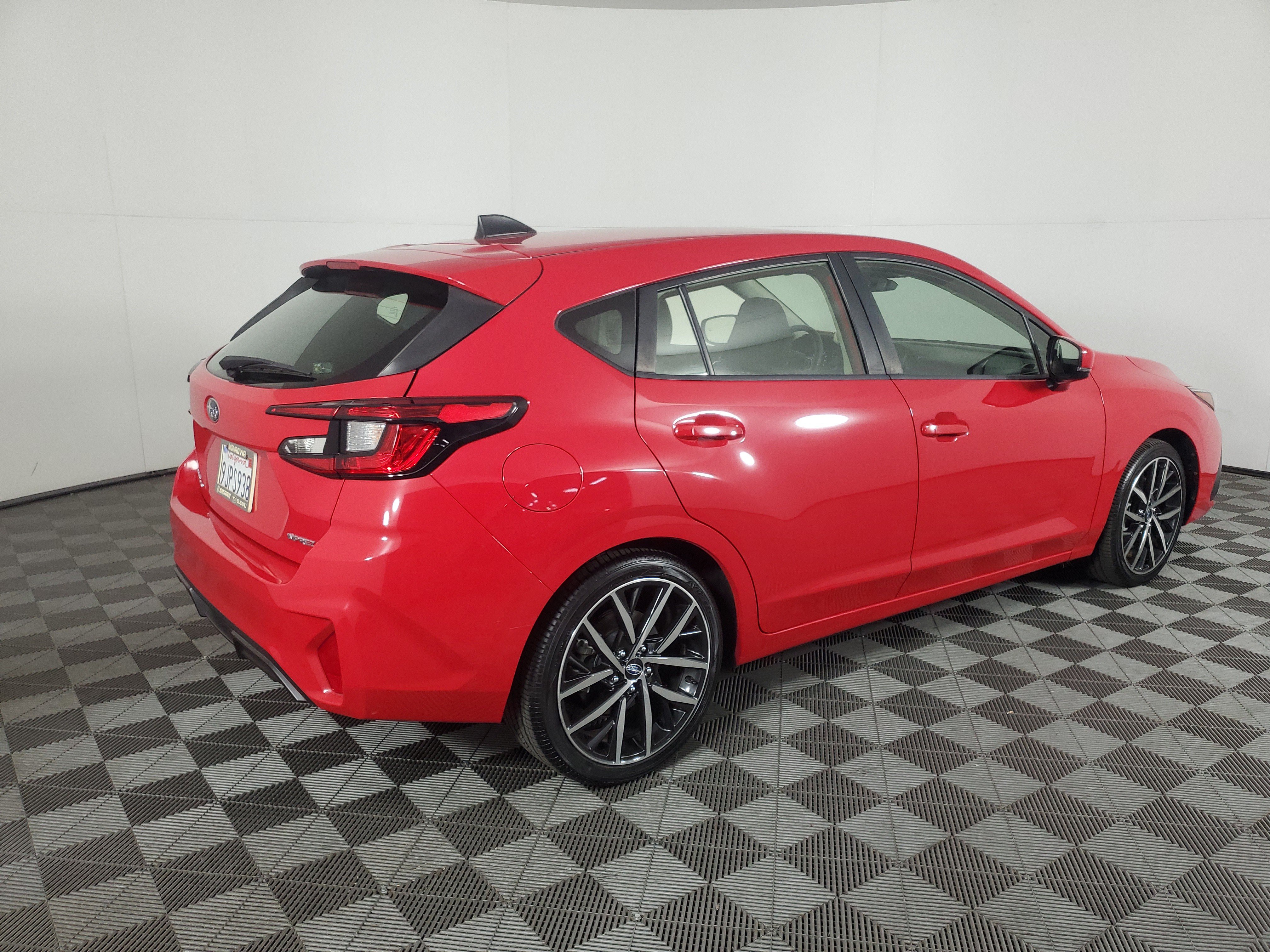 Used 2024 Subaru Impreza 2.0i Sport AWD/4WD image 4