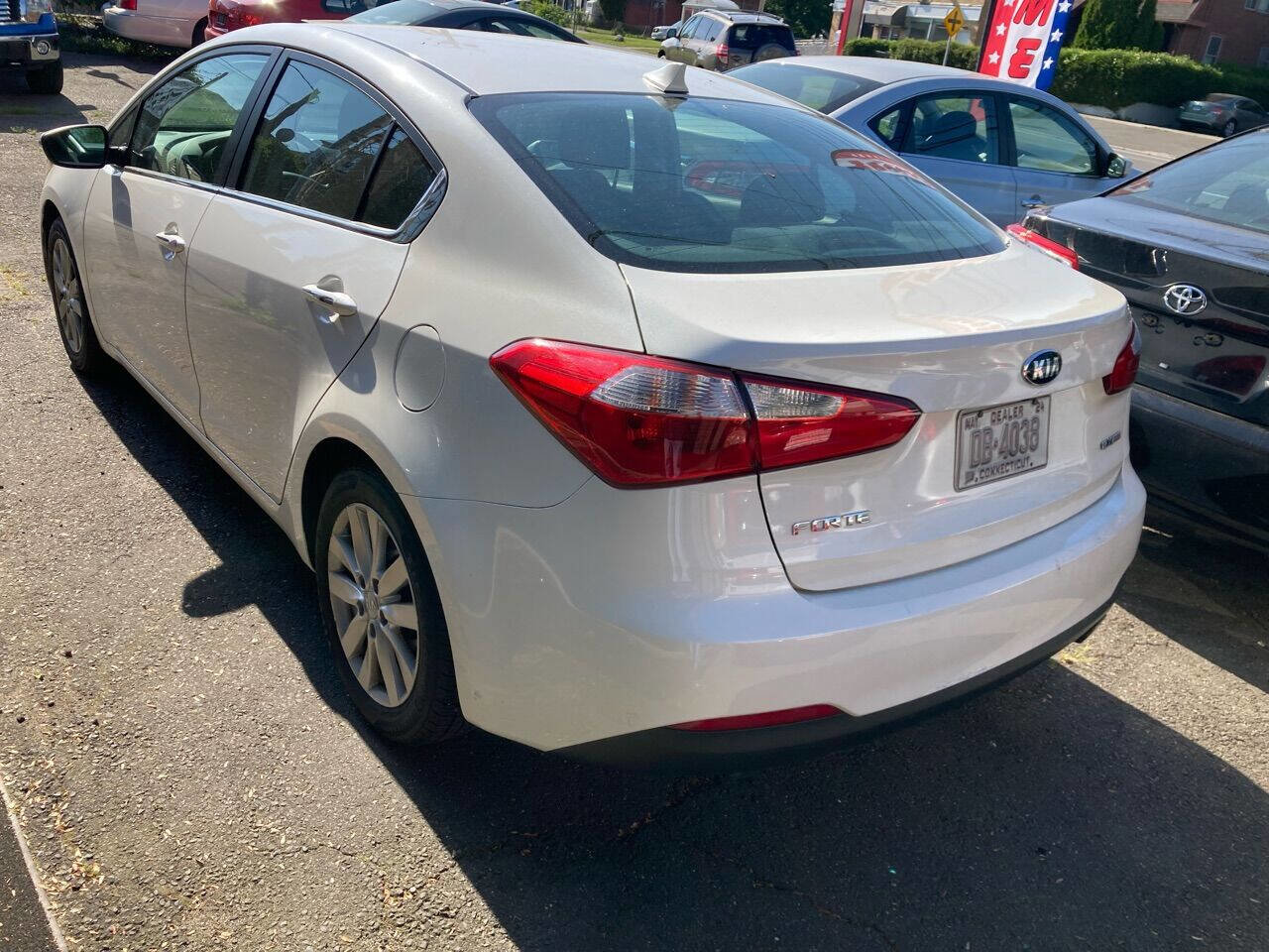 Used 2014 Kia Forte EX image 4