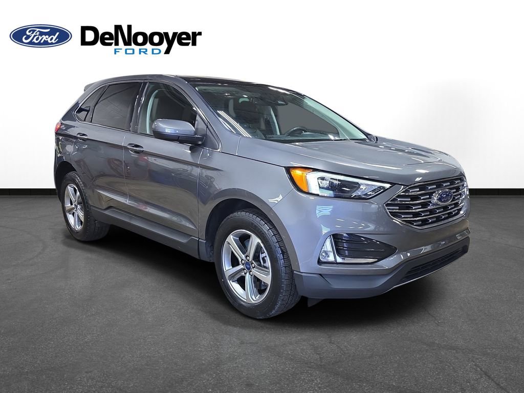 Used 2022 Ford Edge SEL w/ Convenience Package image 4