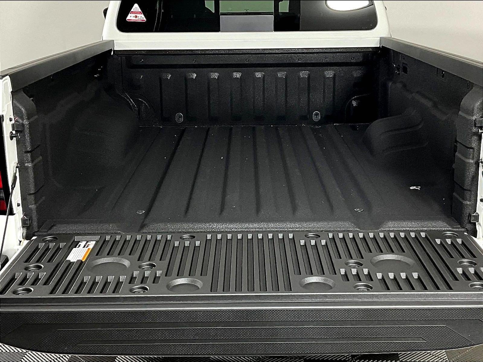 New 2026 Nissan Frontier S w/ S Utility Package RWD image 15