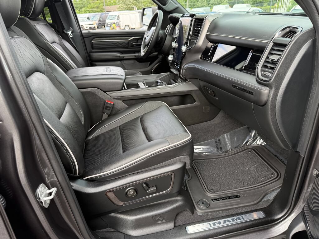 Used 2026 RAM 1500 Limited w/ Bed Utility Group AWD/4WD image 6