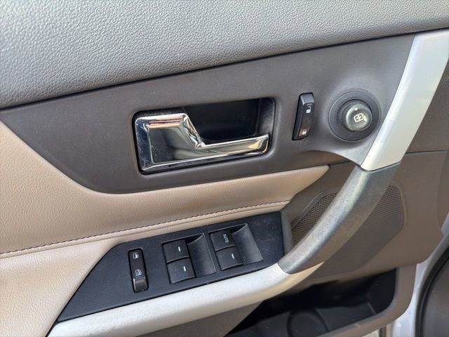 Used 2011 Ford Edge SEL w/ 201A Rapid Spec Order Code image 5
