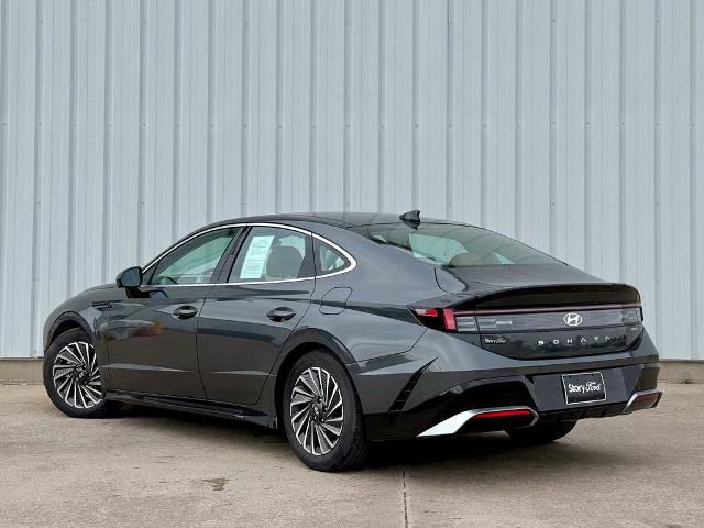Used 2024 Hyundai Sonata Limited FWD image 4